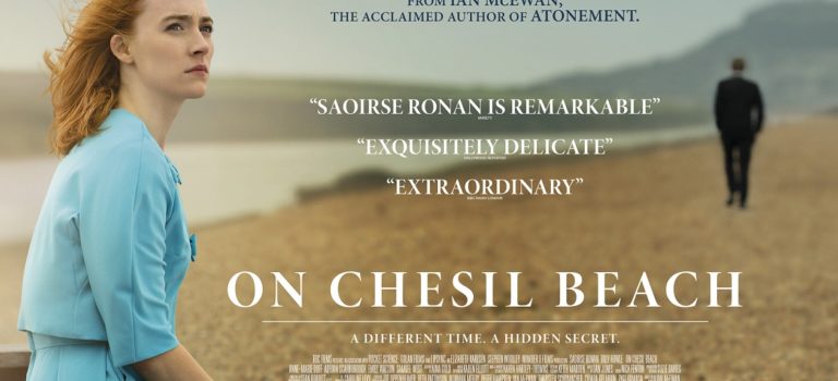 Sur la plage de Chesil